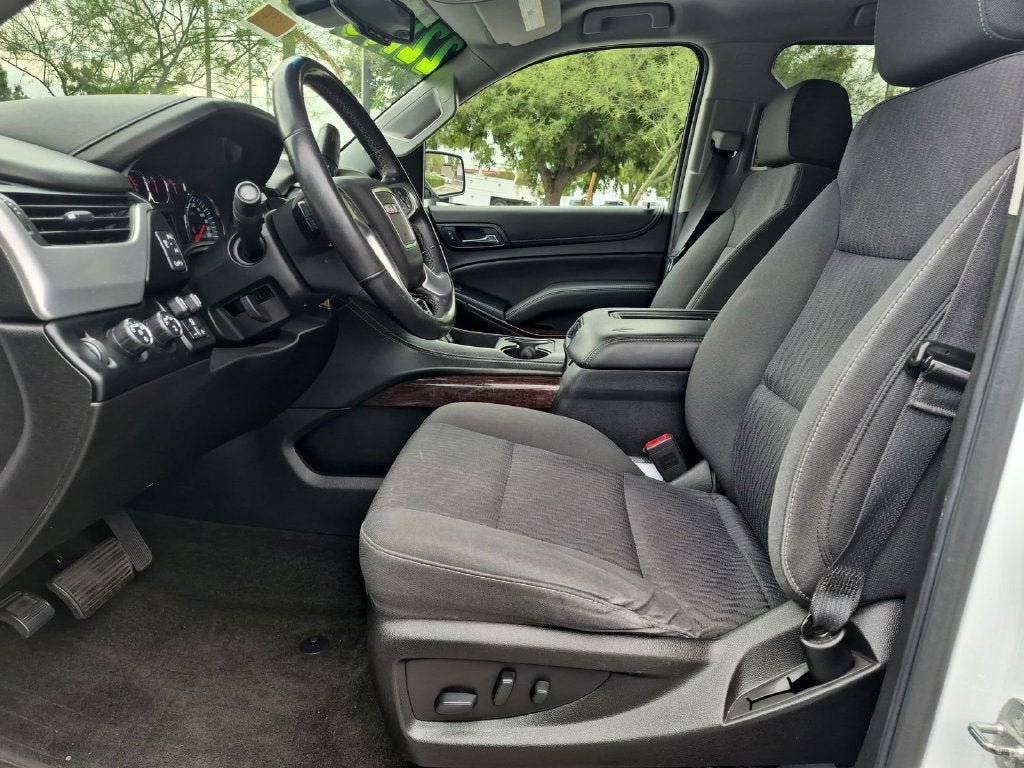 Used 2018 GMC Yukon SLE w/ HD Trailering Package AWD/4WD image 20