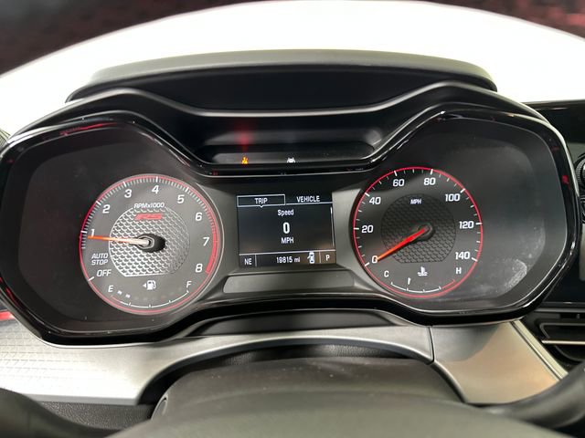 Used 2025 Chevrolet Trax RS w/ Sunroof Package image 17