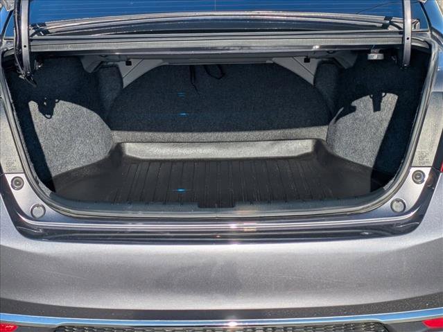 Used 2017 Honda Accord LX image 6