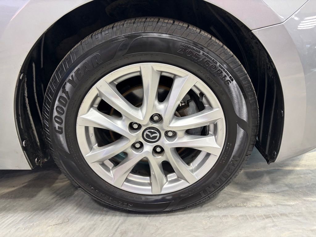 Used 2016 MAZDA MAZDA3 i Sport w/ Preferred Equipment Package image 20