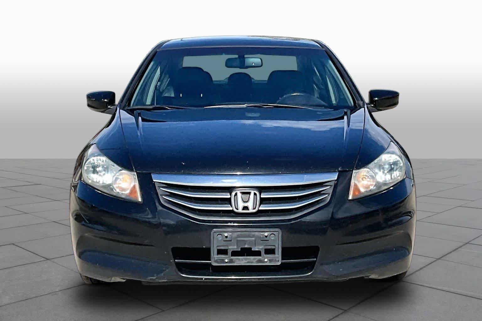 Used 2011 Honda Accord EX-L image 3