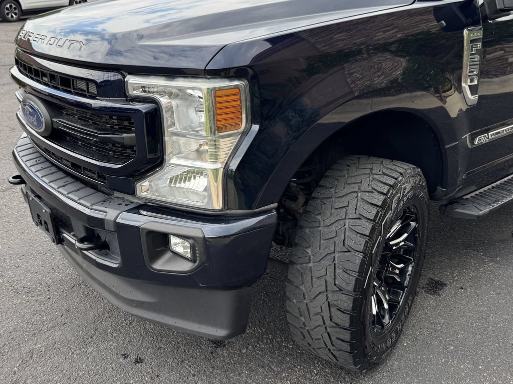 Used 2022 Ford F250 Lariat w/ Lariat Ultimate Package AWD/4WD image 13