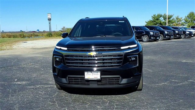 New 2026 Chevrolet Traverse LT w/ Sun and Wheel Package image 3