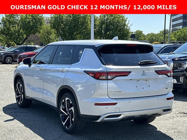 Used 2024 Mitsubishi Outlander SE AWD/4WD image 4