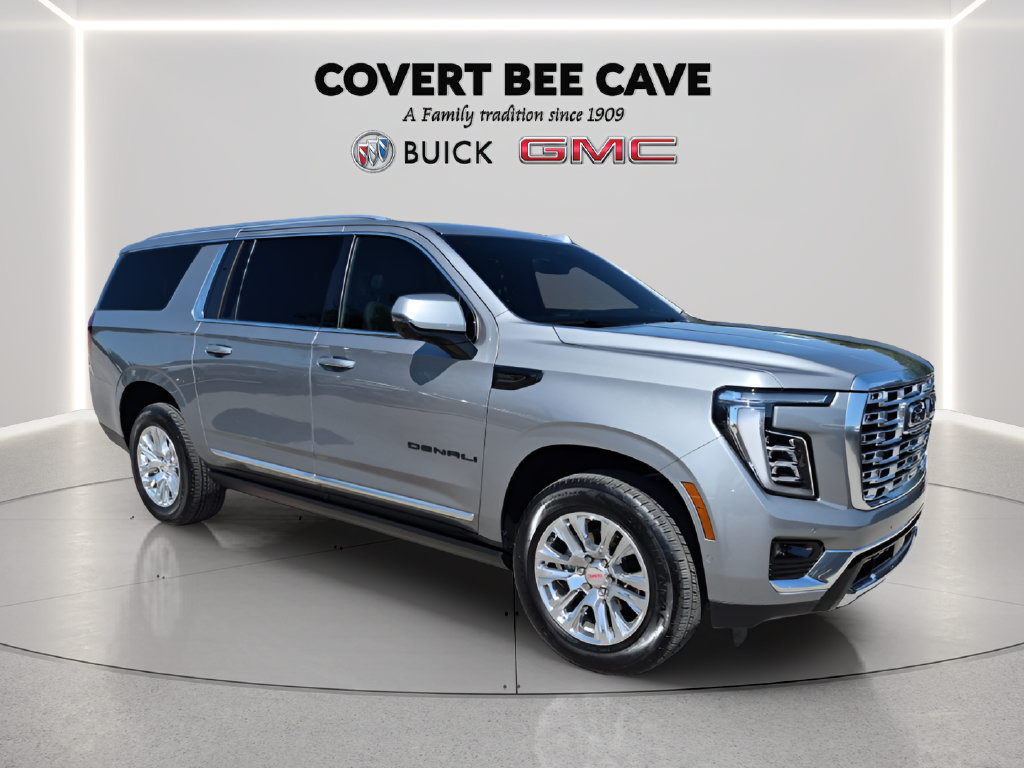 Used 2026 GMC Yukon XL Denali w/ Sun & Power Step Package