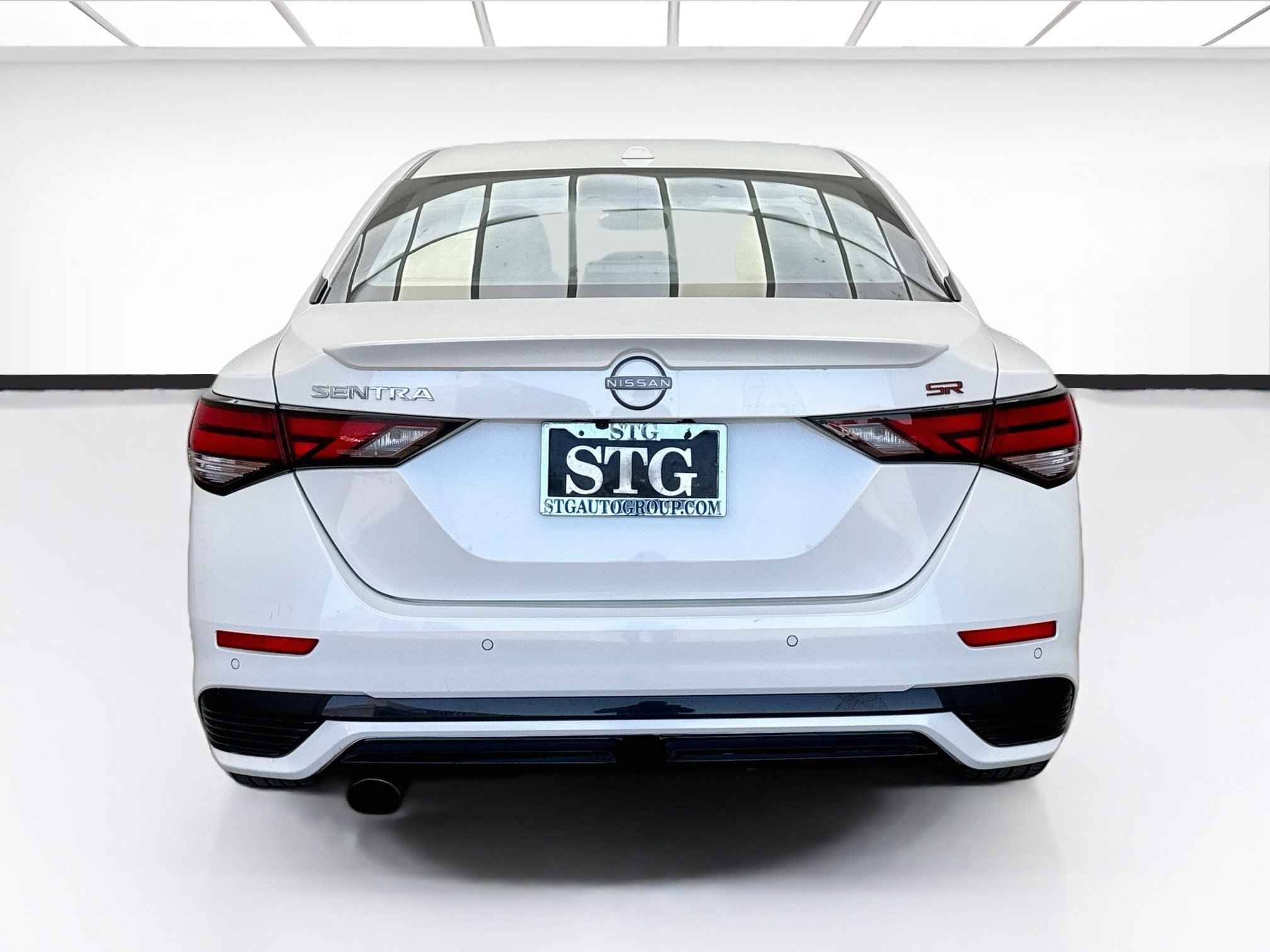 Used 2025 Nissan Sentra SR FWD image 5
