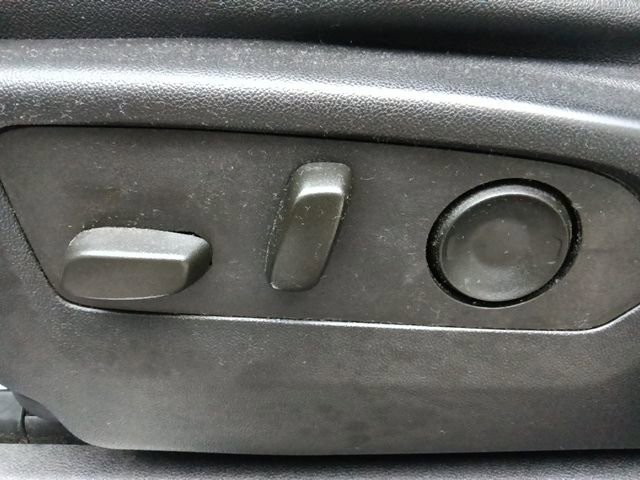 Used 2022 Chevrolet Silverado 1500 LTZ w/ LTZ Convenience Package II image 17