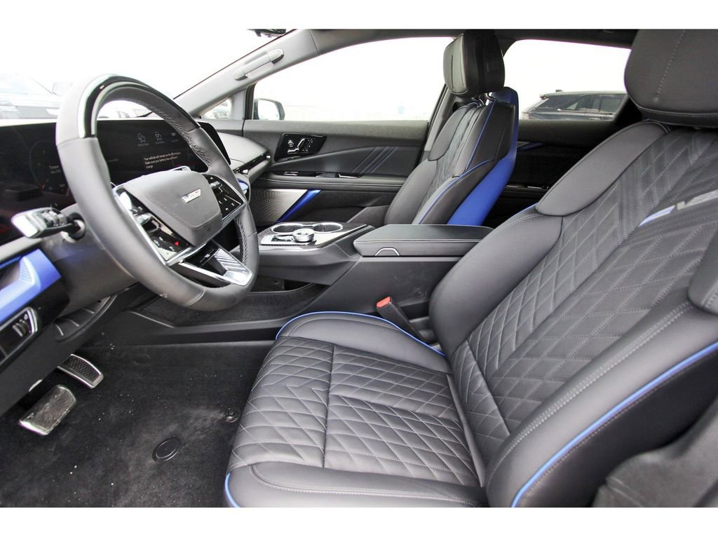 New 2026 Cadillac Optiq V AWD/4WD image 6