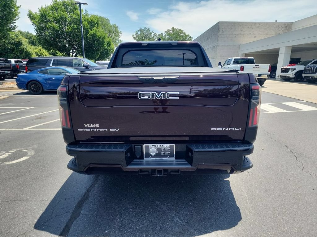 Certified 2025 GMC Sierra EV Denali AWD/4WD image 7