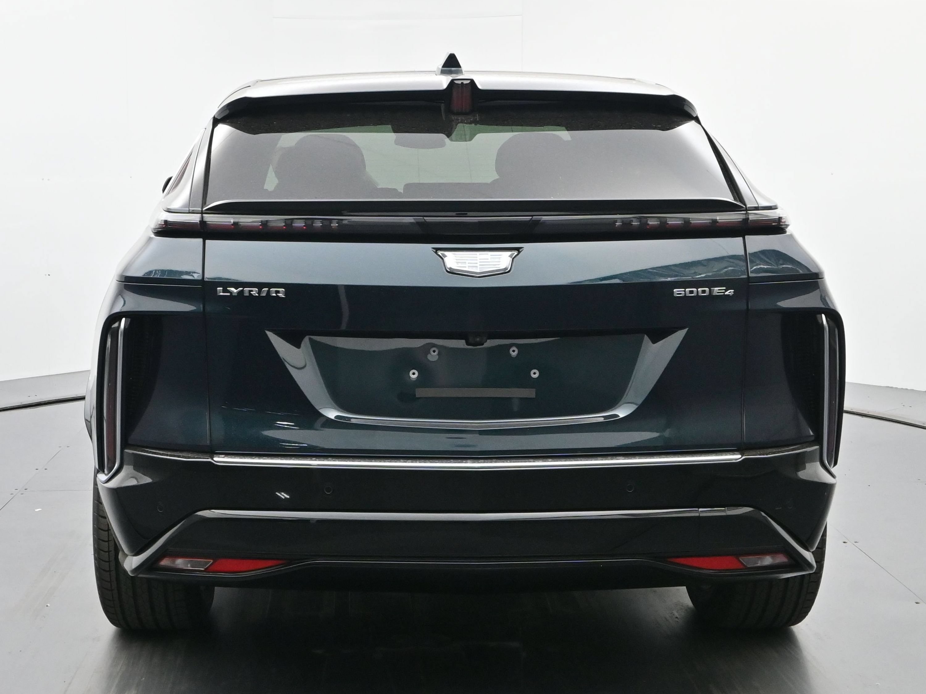 New 2026 Cadillac Lyriq Luxury w/ LPO, Floor Liner Package AWD/4WD image 4