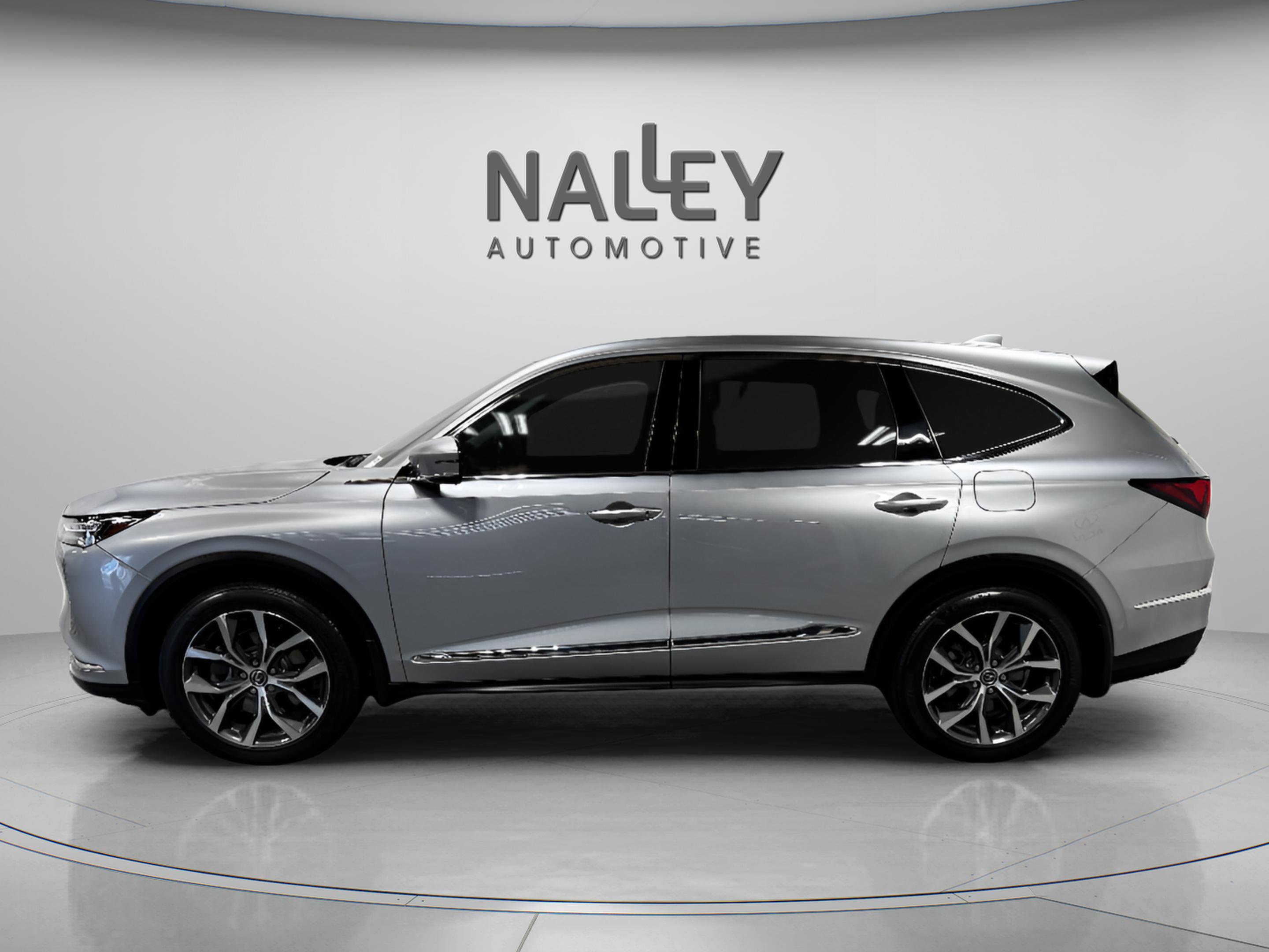 Certified 2023 Acura MDX FWD w/ Technology Package image 2