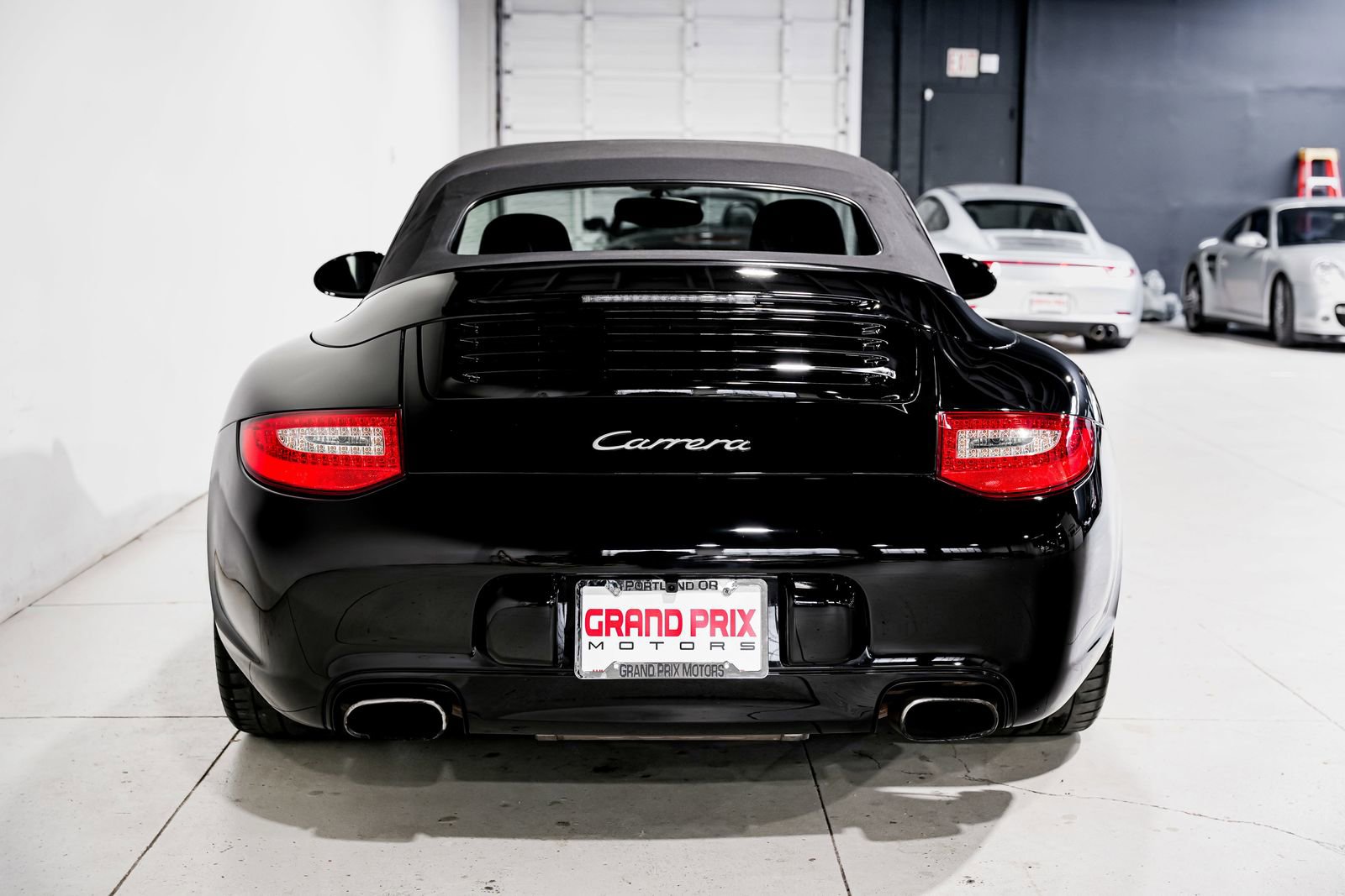 Used 2009 Porsche 911 Carrera RWD image 4
