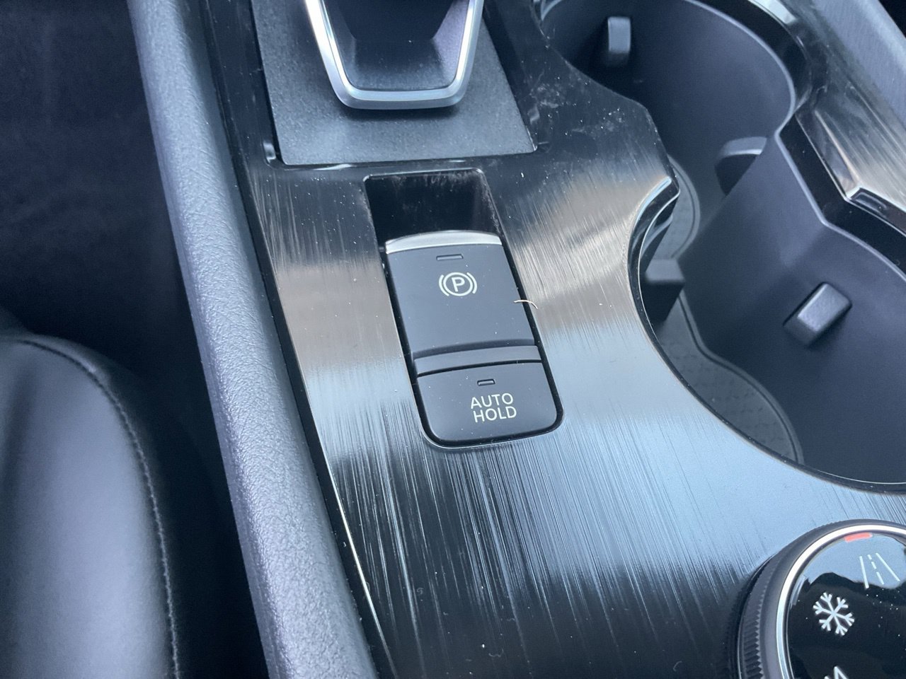 New 2027 Nissan Rogue Dark Armor AWD/4WD image 23