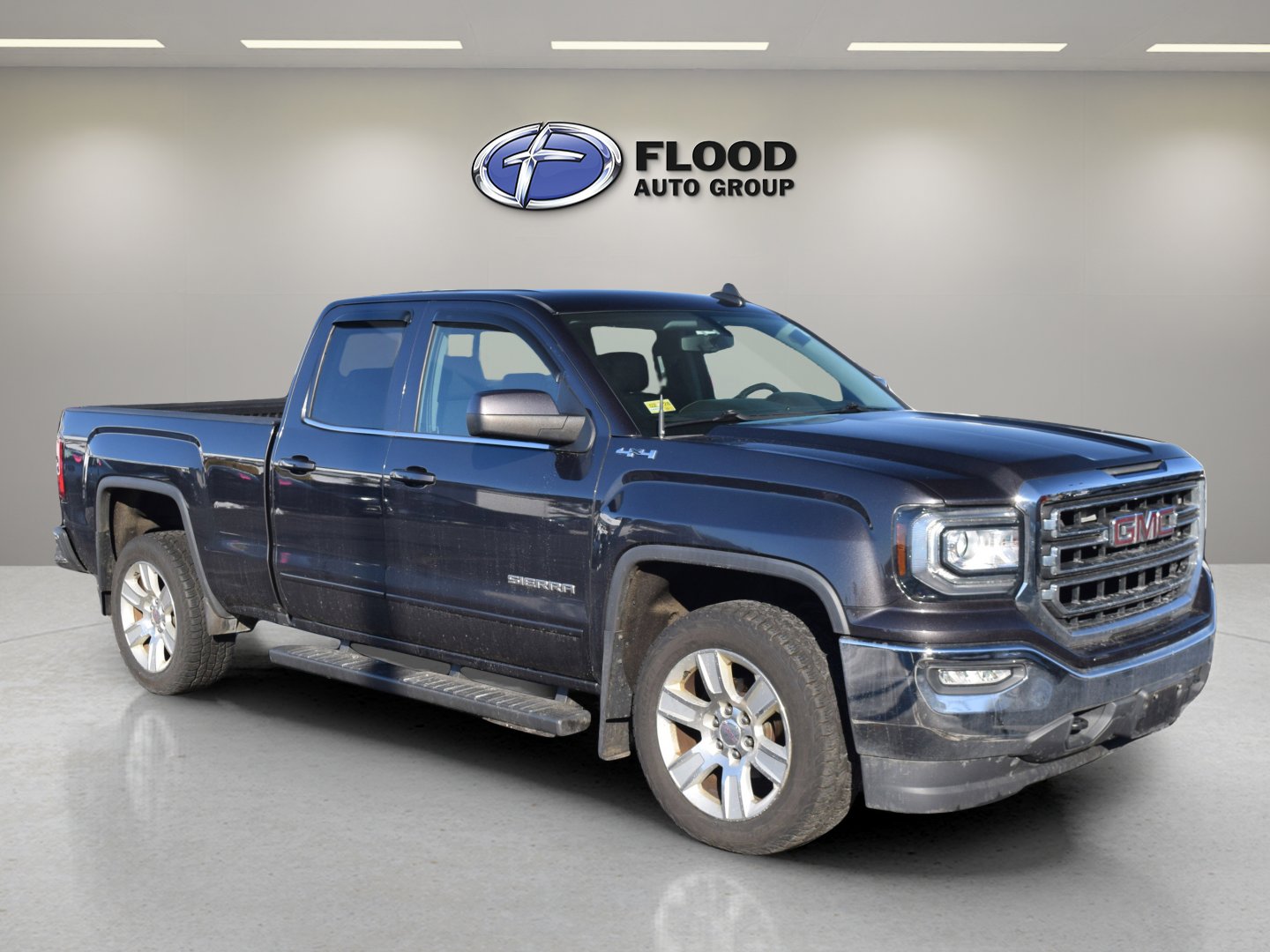 Used 2016 GMC Sierra 1500 SLE w/ SLE Value Package AWD/4WD image 1