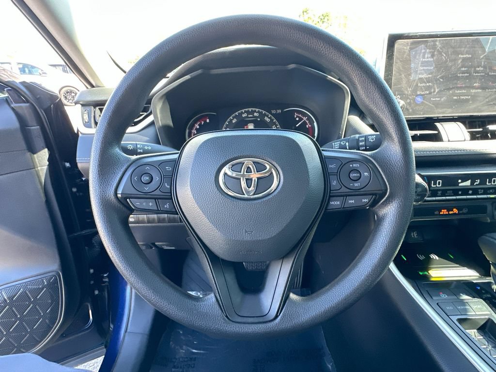 Used 2025 Toyota RAV4 XLE w/ Convenience Package FWD image 11