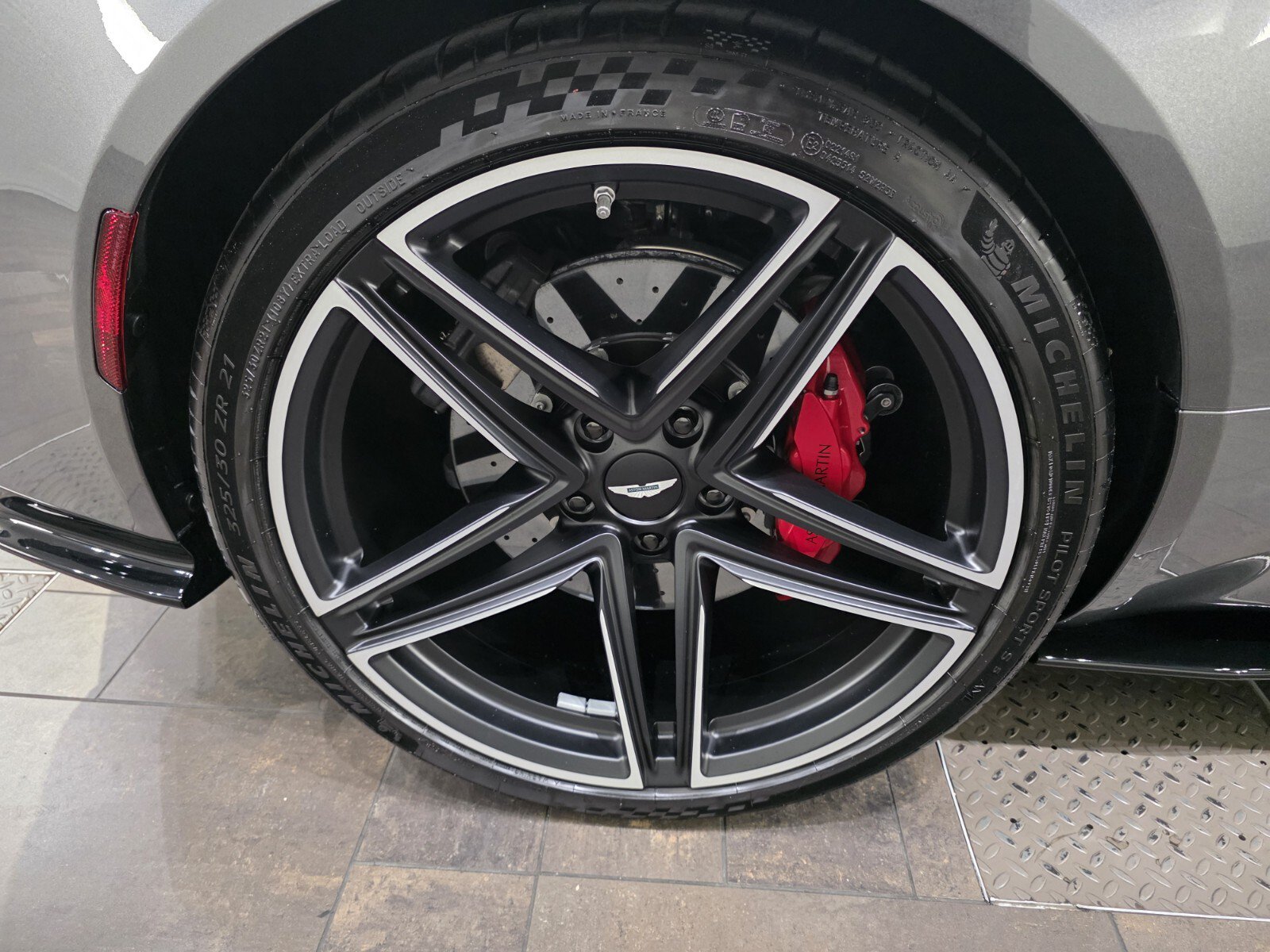 New 2026 Aston Martin DB12 Coupe RWD image 4