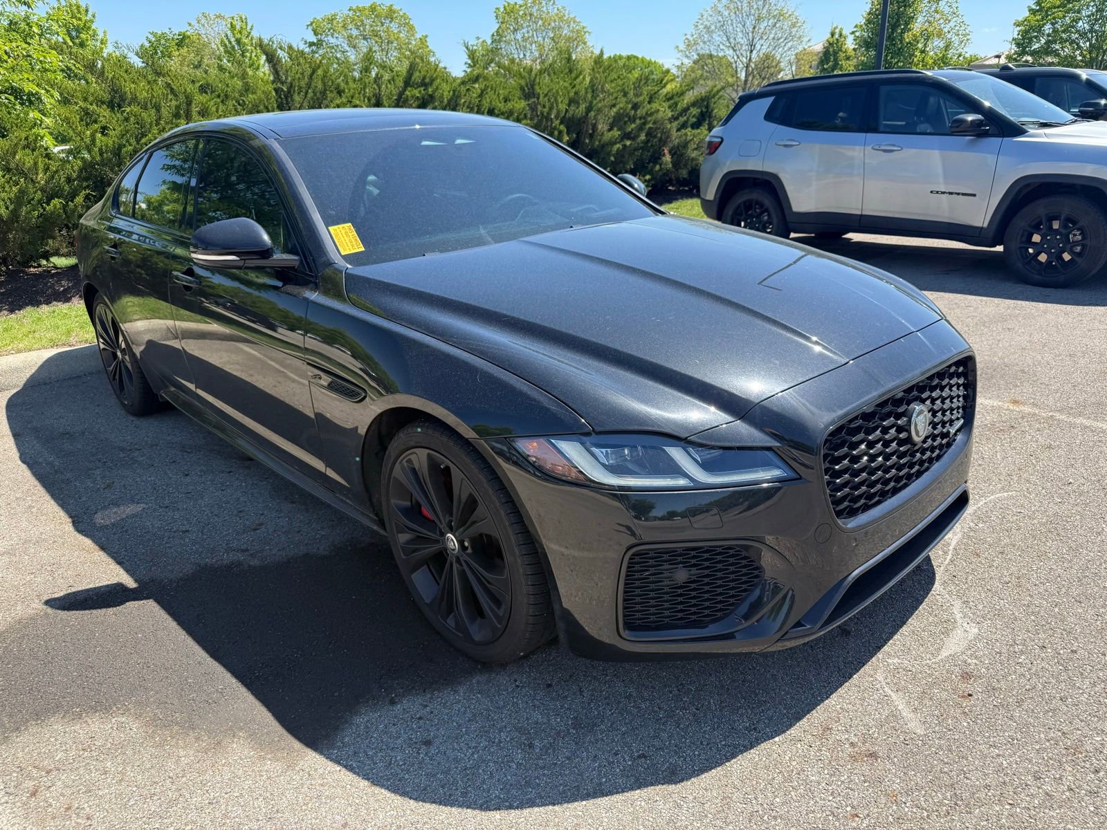 Used 2024 Jaguar XF R-Dynamic SE AWD/4WD image 3