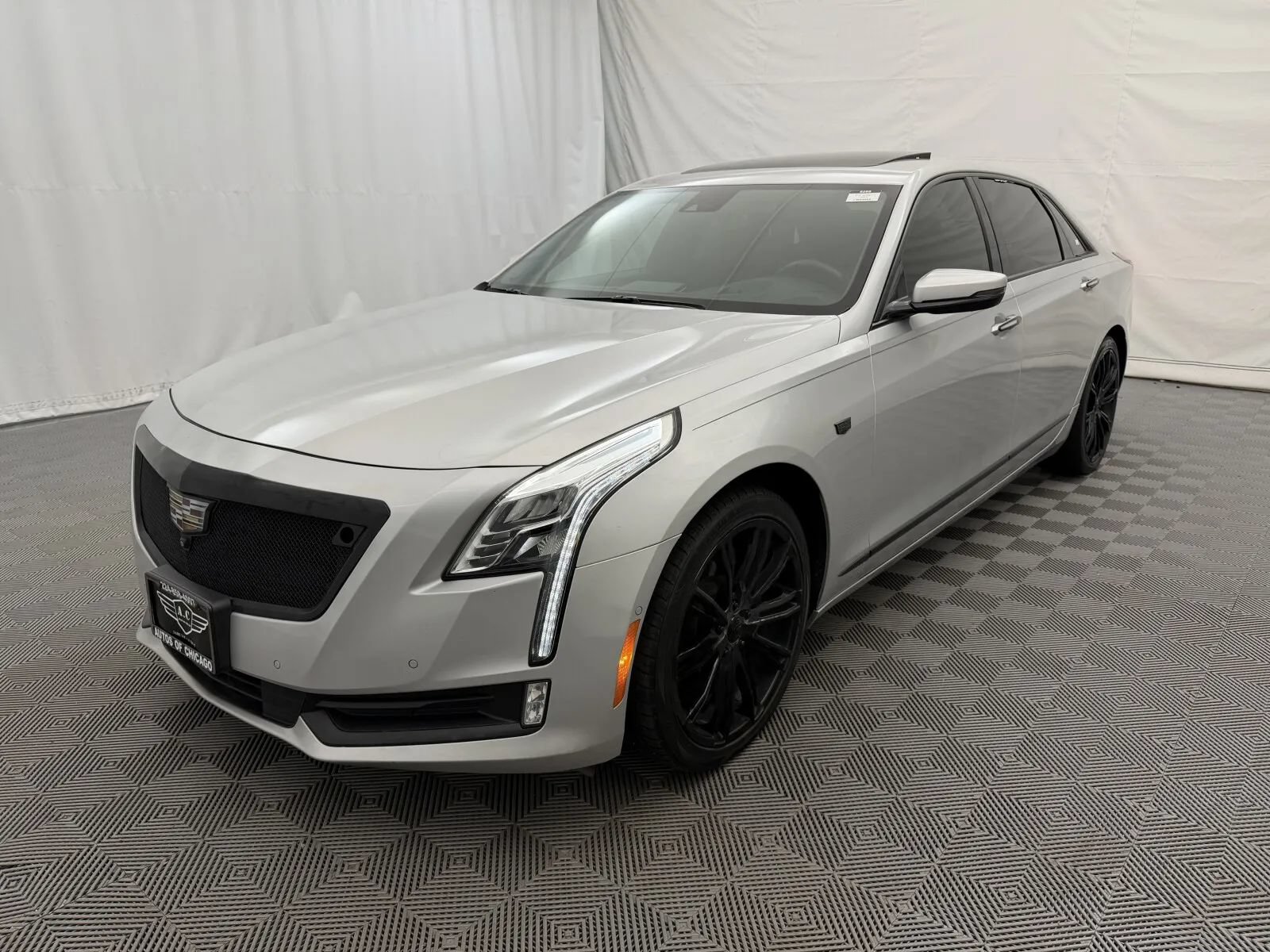 Used 2017 Cadillac CT6 Platinum AWD/4WD image 2