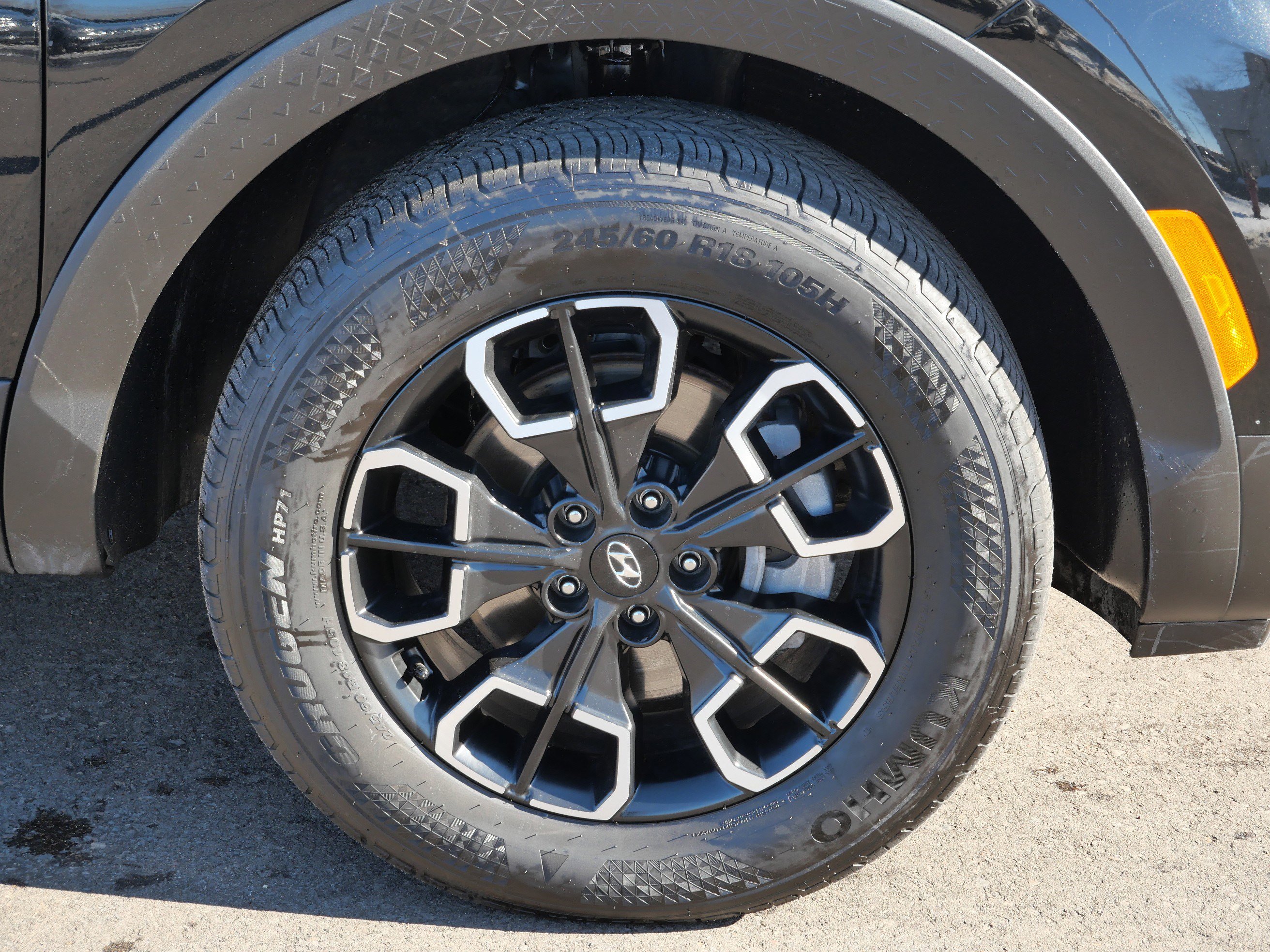 Used 2023 Hyundai Santa Cruz SEL Premium image 15