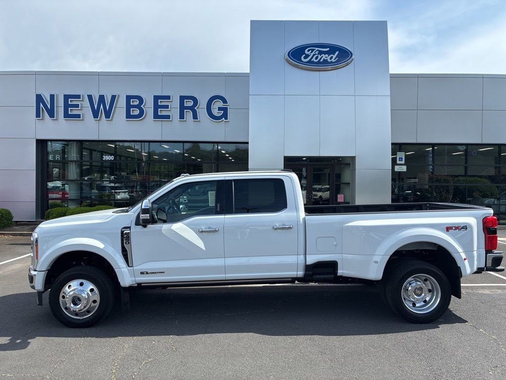 Used 2023 Ford F450 King Ranch w/ Chrome Package AWD/4WD image 4
