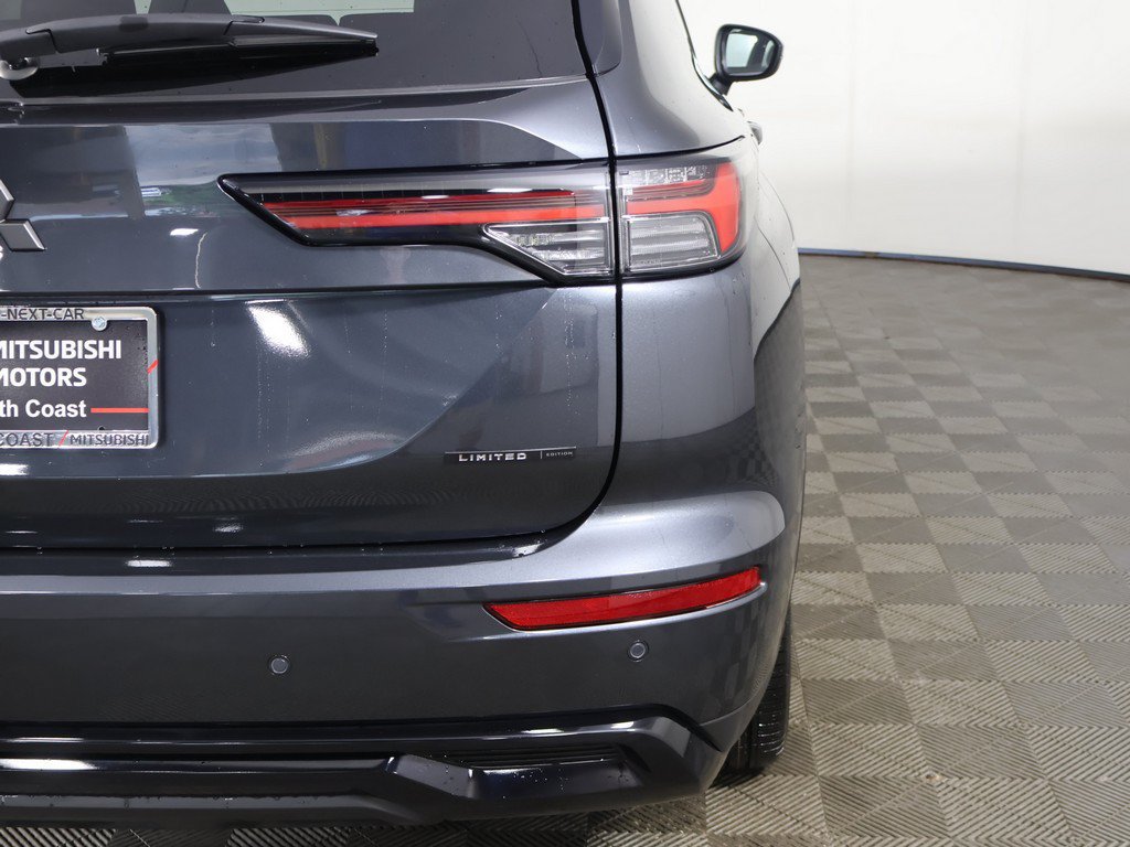New 2026 Mitsubishi Outlander LE FWD image 18