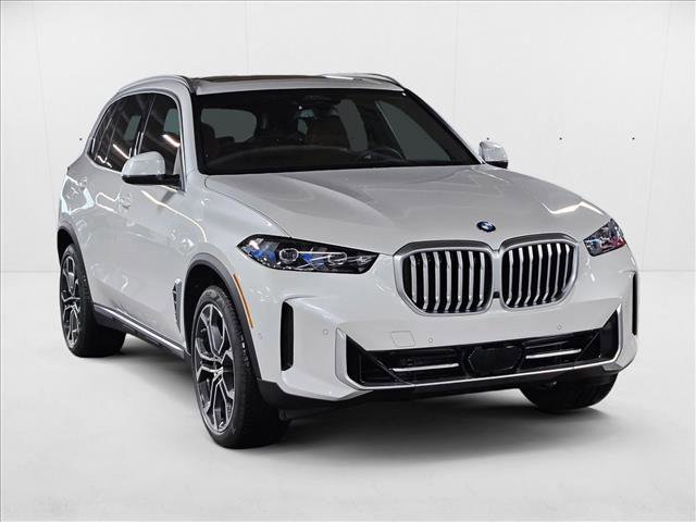 Used 2026 BMW X5 sDrive40i w/ Climate Comfort Package image 3