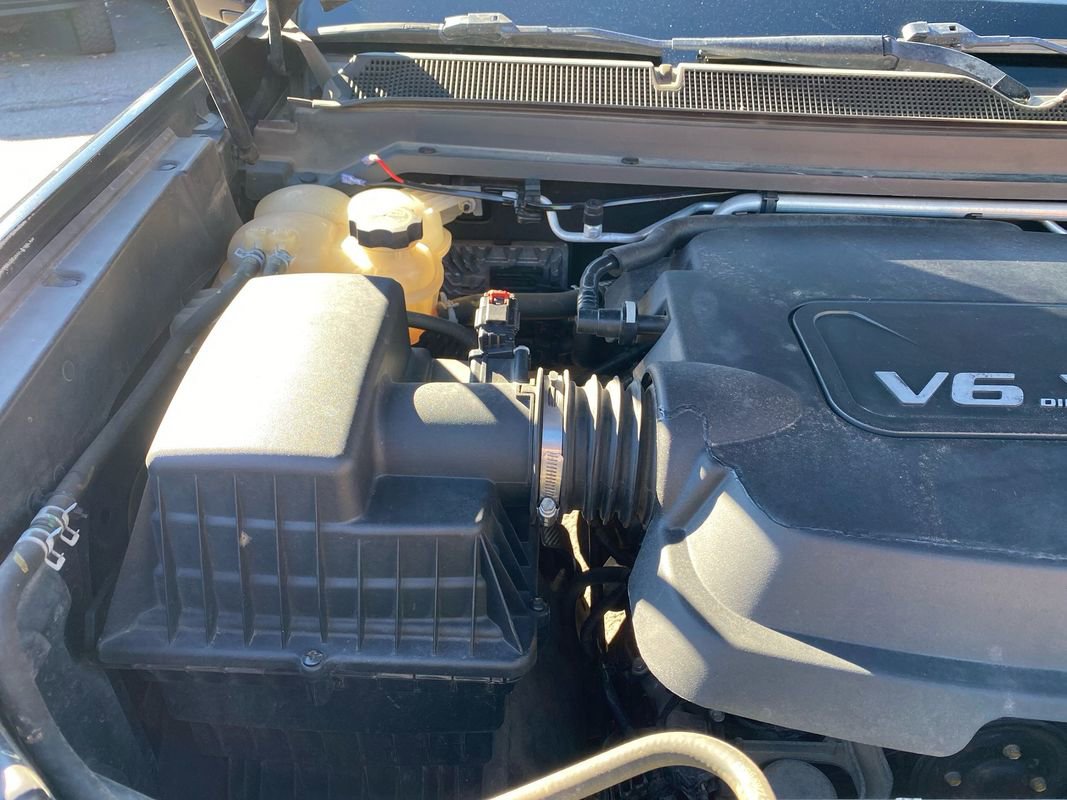 Used 2015 Chevrolet Colorado LT w/ LT Convenience Package image 20