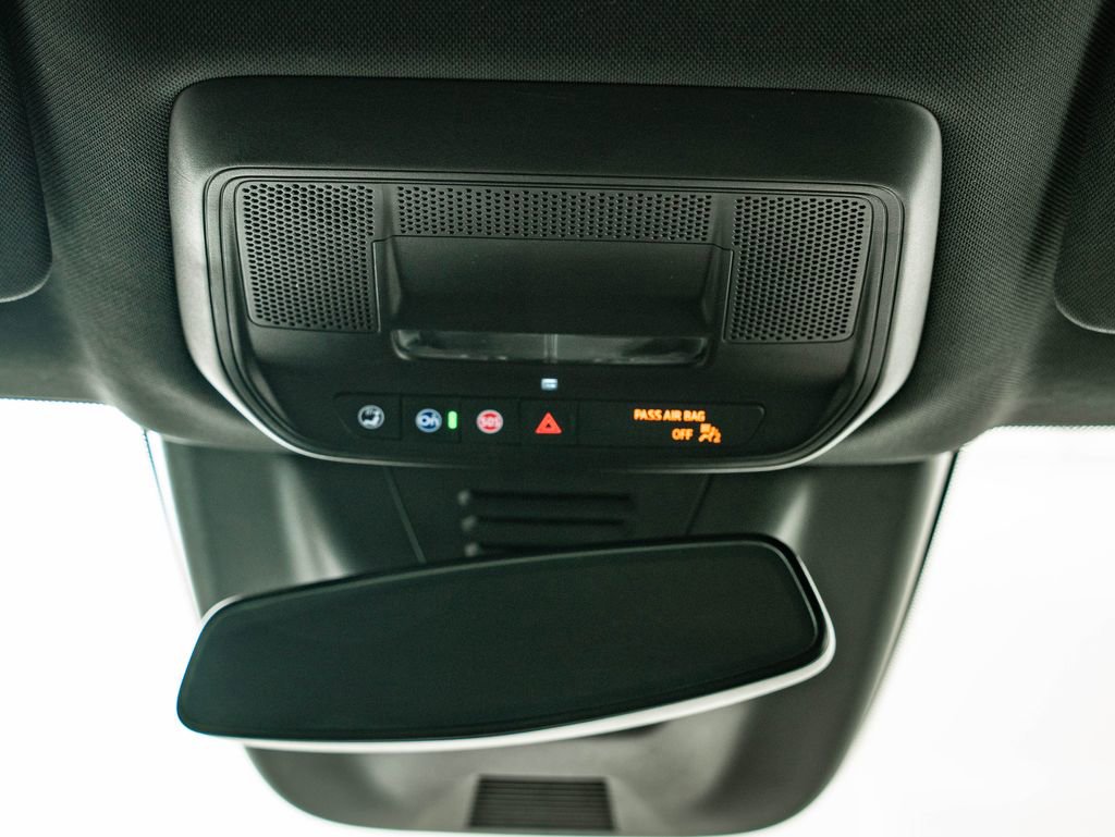 Used 2024 Chevrolet Equinox EV LT FWD image 39