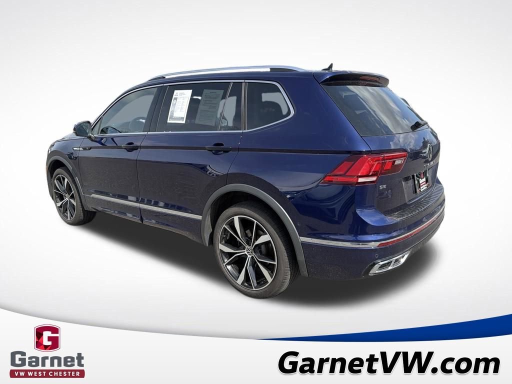 Certified 2023 Volkswagen Tiguan SEL R-Line image 3