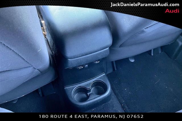 Used 2017 Jeep Wrangler Unlimited Sport w/ Connectivity Group AWD/4WD image 18