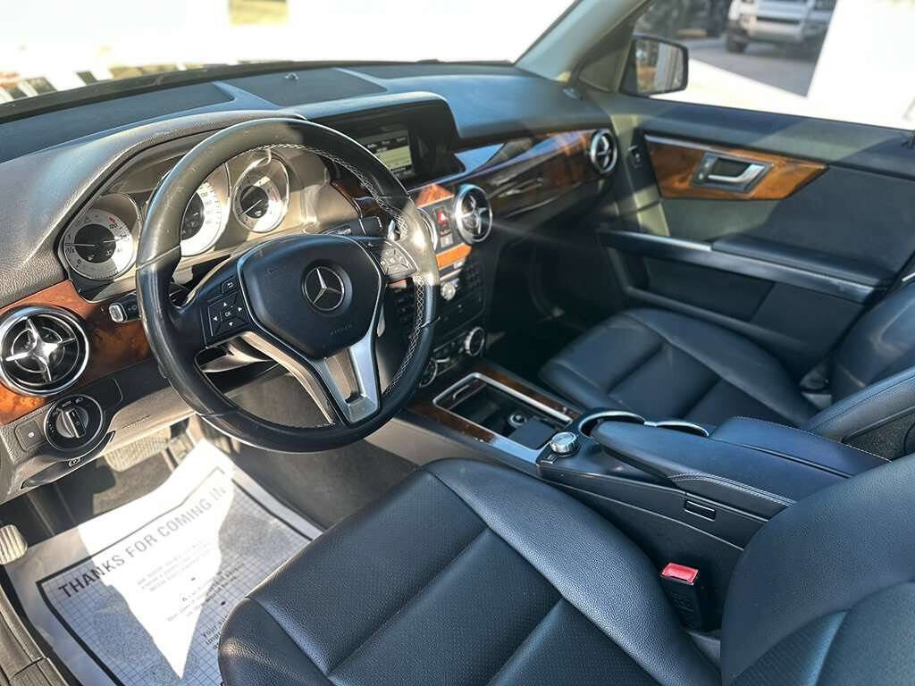 Used 2015 Mercedes-Benz GLK 350 2WD image 24