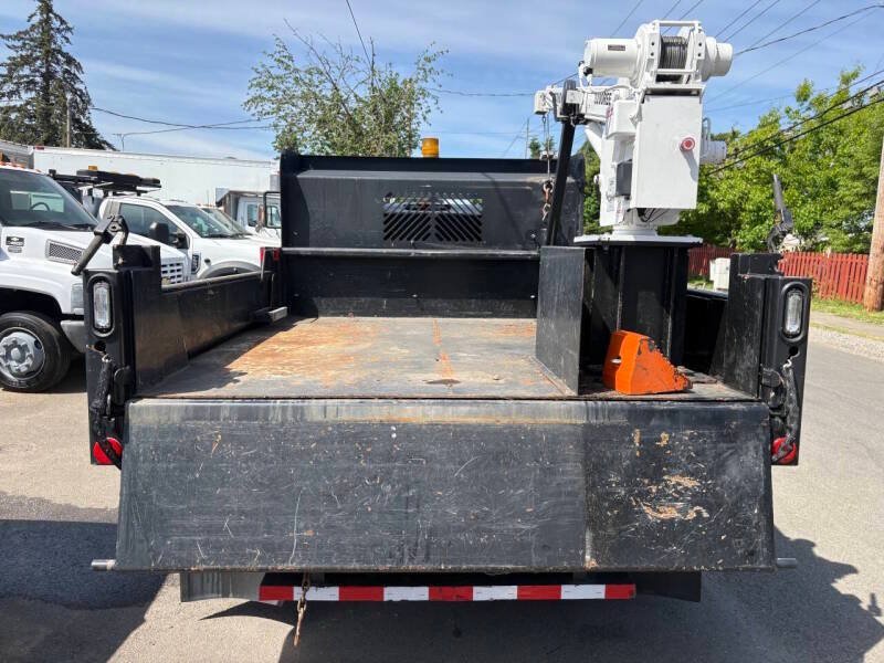 Used 2013 GMC Sierra 3500 W/T RWD image 16