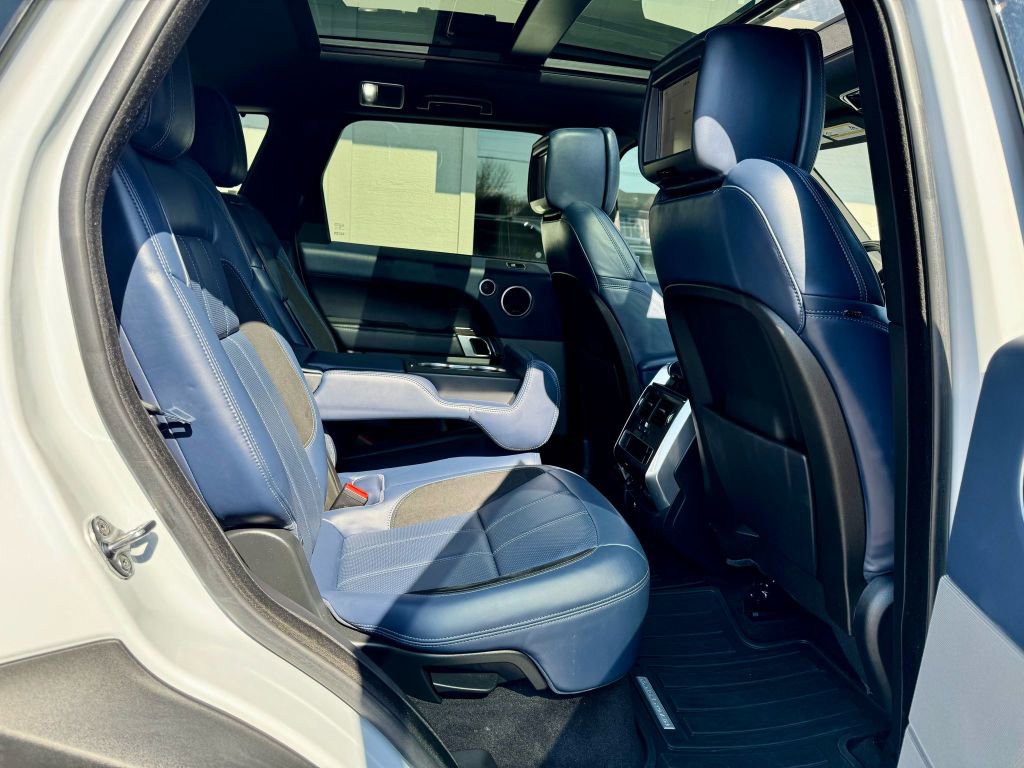 Used 2018 Land Rover Range Rover Sport Supercharged image 24