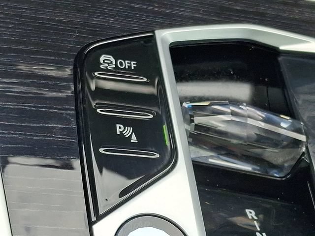 Used 2024 BMW X6 M60i w/ Executive Package AWD/4WD image 27
