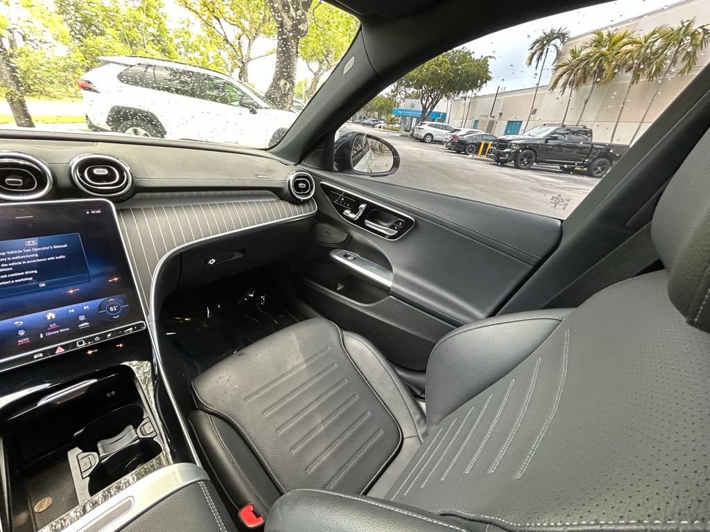 Used 2023 Mercedes-Benz C 300 Sedan image 11