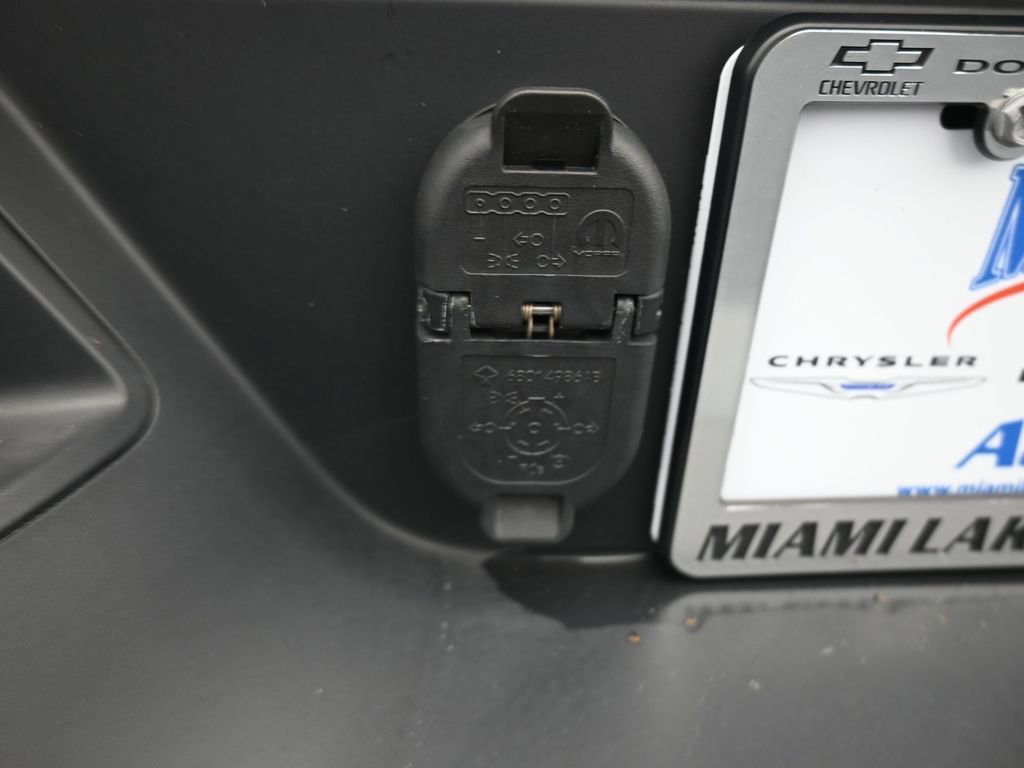 Used 2024 Jeep Gladiator Sport image 38