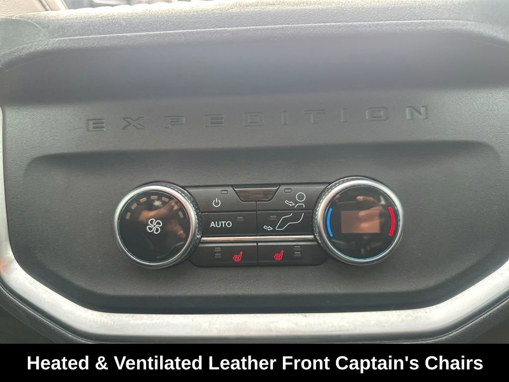 Used 2025 Ford Expedition Platinum image 14