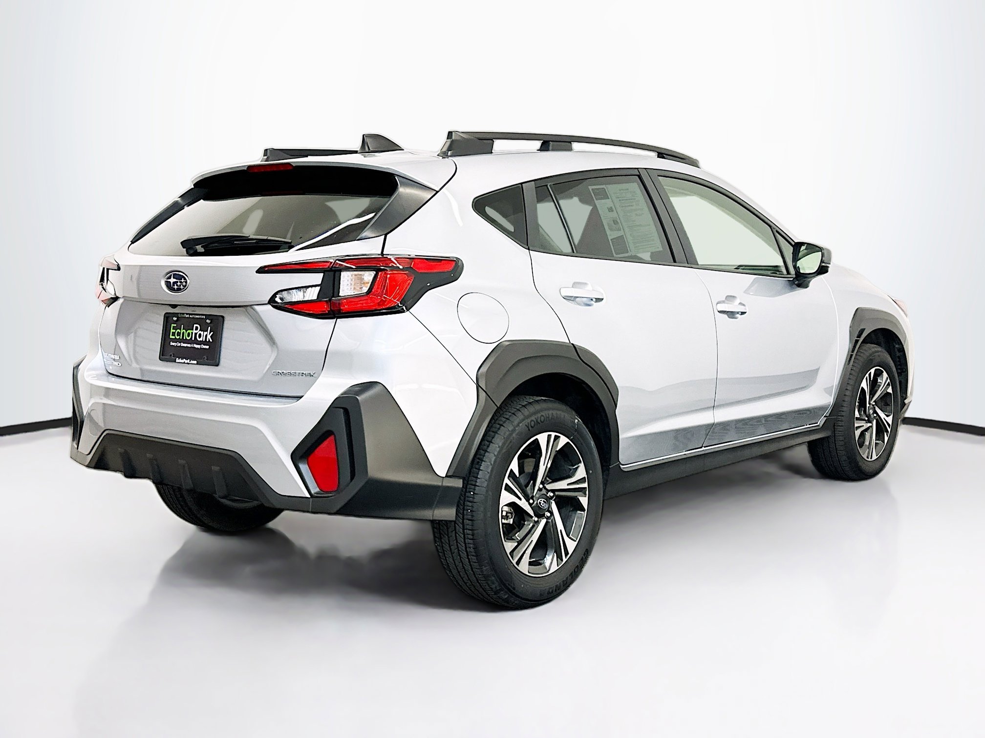 Used 2024 Subaru Crosstrek 2.0i Premium image 9