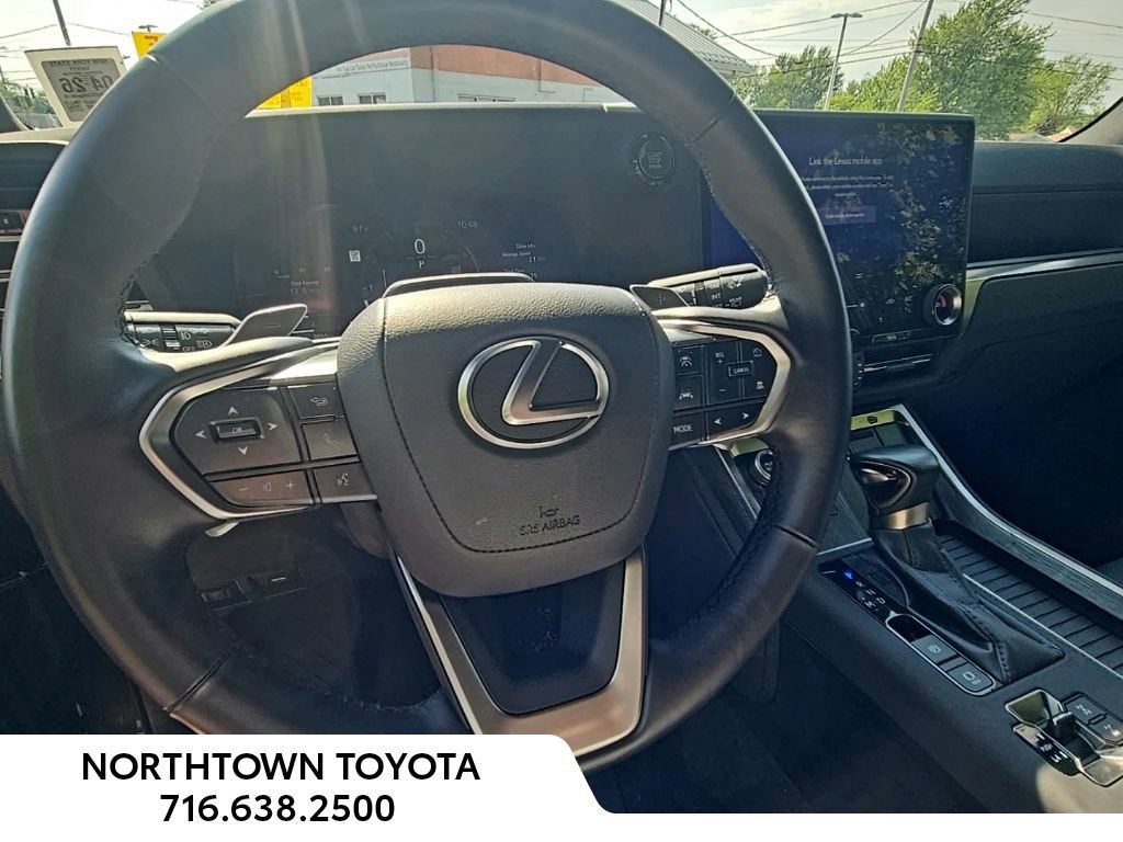 Used 2024 Lexus GX 550 image 40
