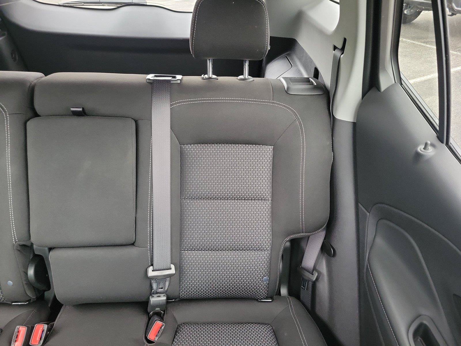 Used 2024 GMC Terrain SLE w/ Driver Convenience Package FWD image 13
