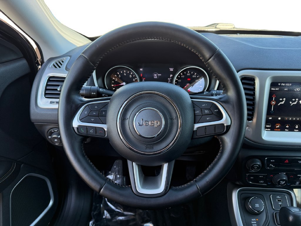 Used 2020 Jeep Compass Latitude w/ Popular Equipment Group AWD/4WD image 12