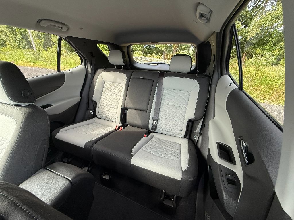 Used 2020 Chevrolet Equinox LT image 23