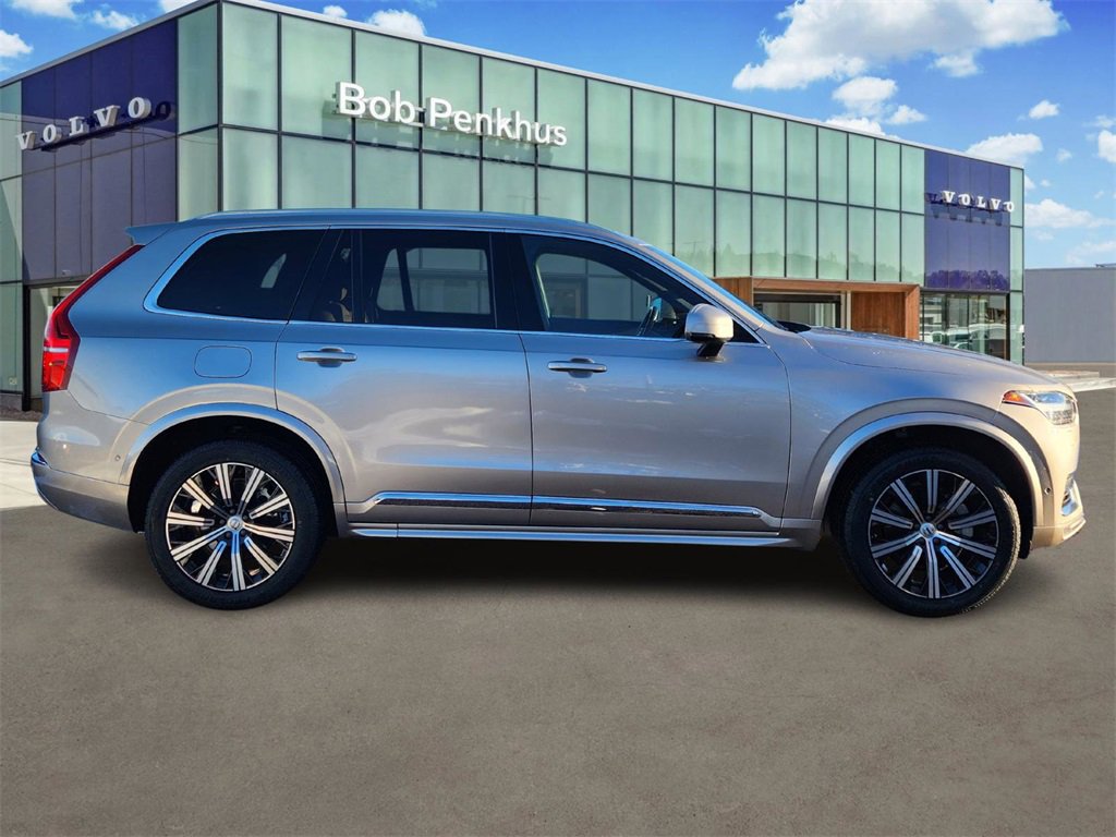 Used 2023 Volvo XC90 B5 Plus image 31