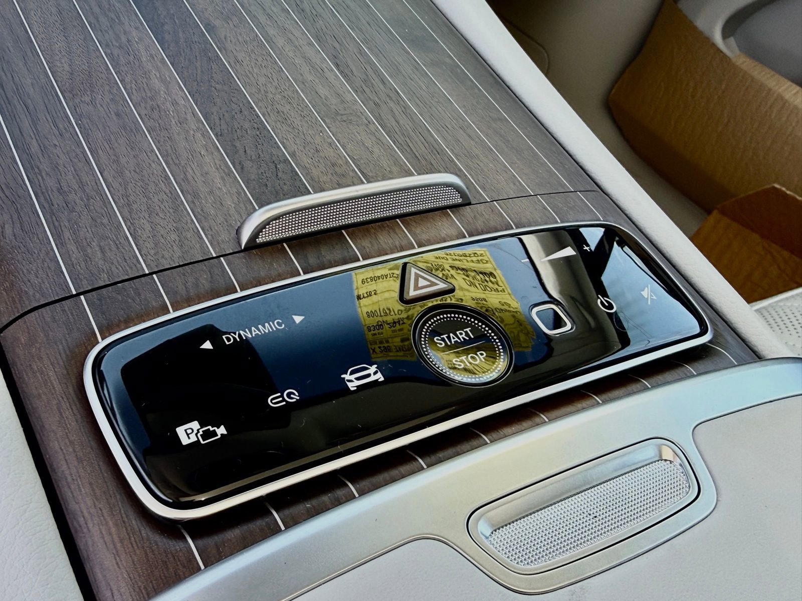 New 2026 Mercedes-Benz EQS 550 4MATIC SUV image 25