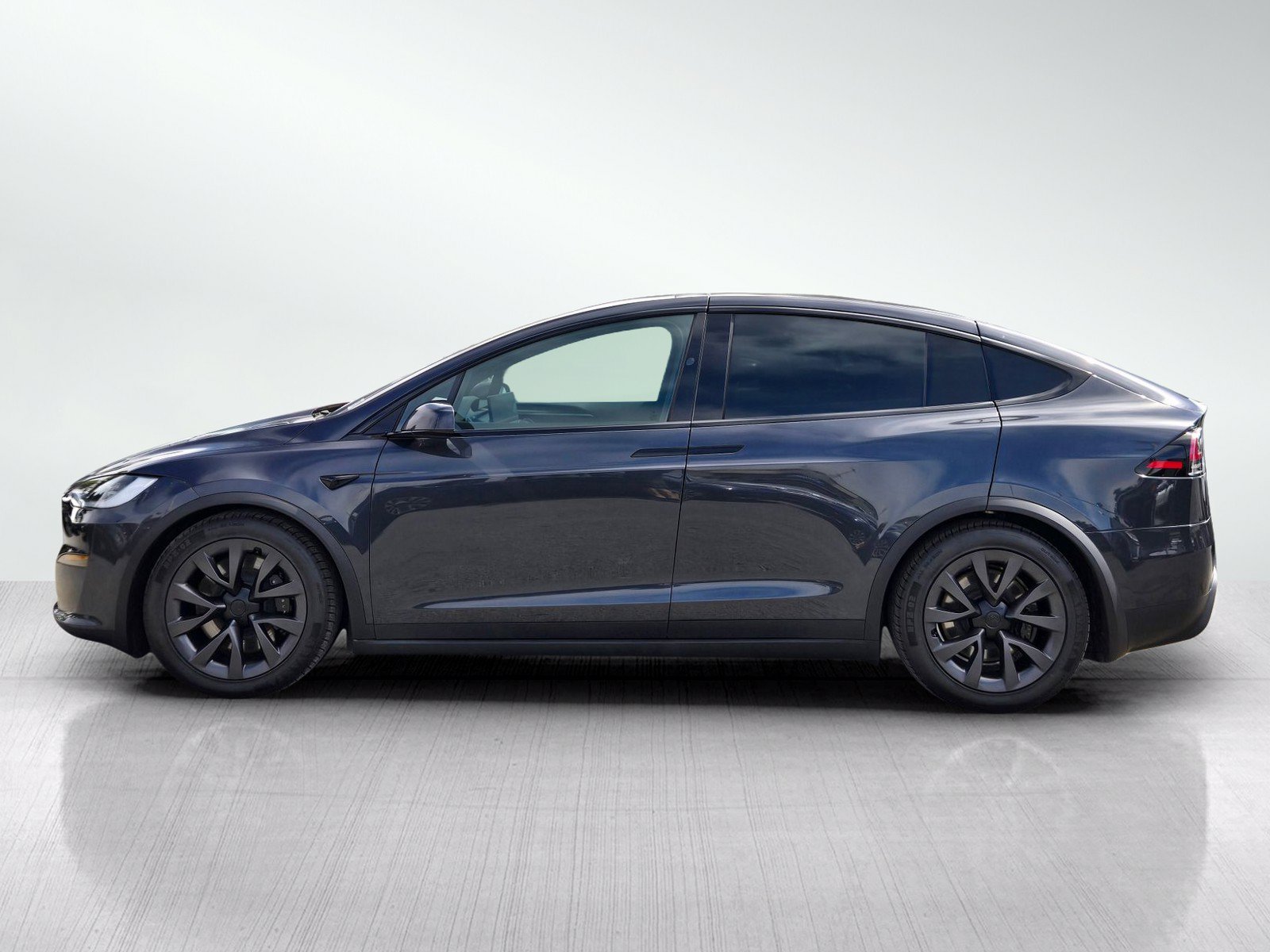Used 2023 Tesla Model X AWD/4WD image 7