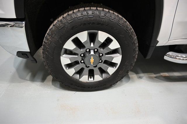 New 2026 Chevrolet Silverado 2500 LT image 30