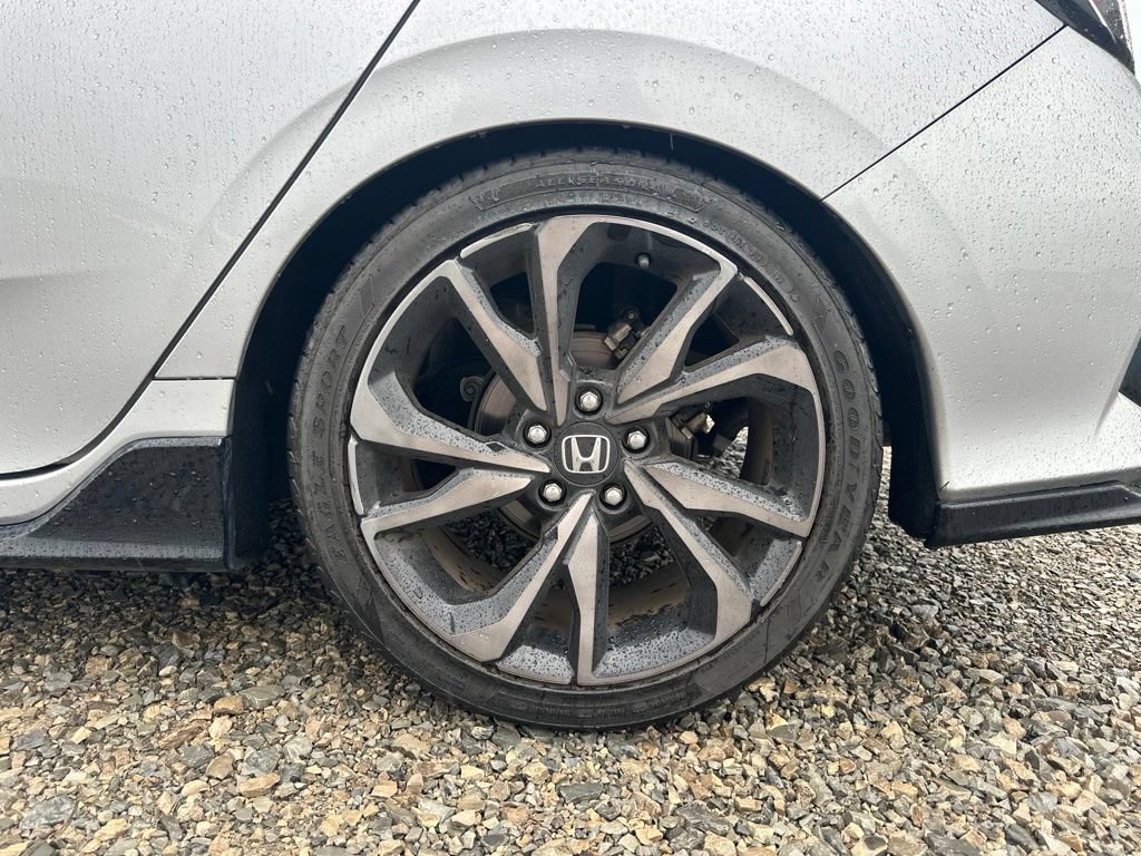 Used 2018 Honda Civic Sport image 5