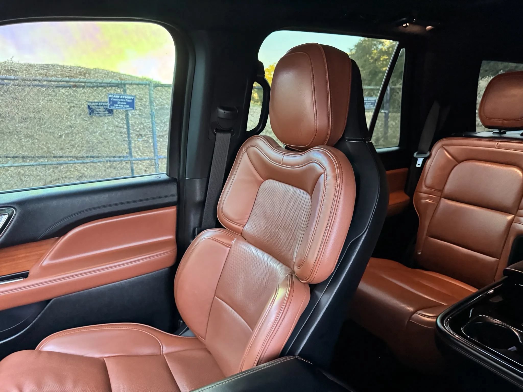 Used 2019 Lincoln Navigator L Reserve AWD/4WD image 17