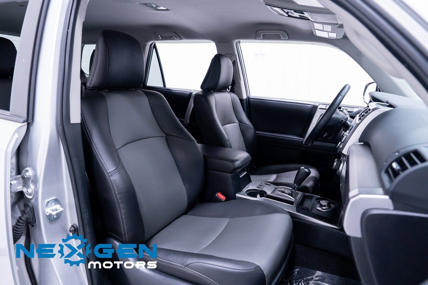 Used 2021 Toyota 4Runner SR5 Premium image 49