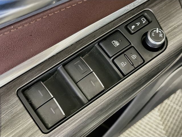 Certified 2022 Toyota Venza Limited w/ Advanced Technology Package AWD/4WD image 20